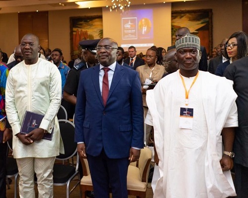 Vice-President-Dr-Mahamudu-Bawumia-flanked-by-the-Deputy-Minister-of-Energy-Dr-Amin-Adam-left-Chief-Executive-Officer-of-National-Petroleum-Authority-NPA-Hassan-Tampuli