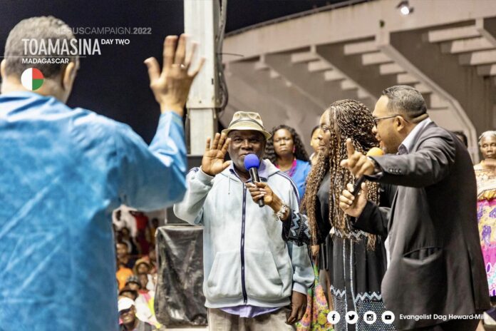 Healing Jesus Campaign, Toamasina, Madagascar- Day 2 (5)