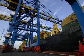 Fertilizer dealers in Tumuappeal to truck drivers to transport goods from Tema.