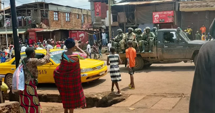 Rwanda-backed rebels tighten grip on second major Congolese city